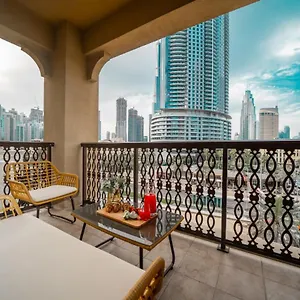 Durrani Homes - Glam Living Besides Mall- 2br With Study Third Converted شقة دبي