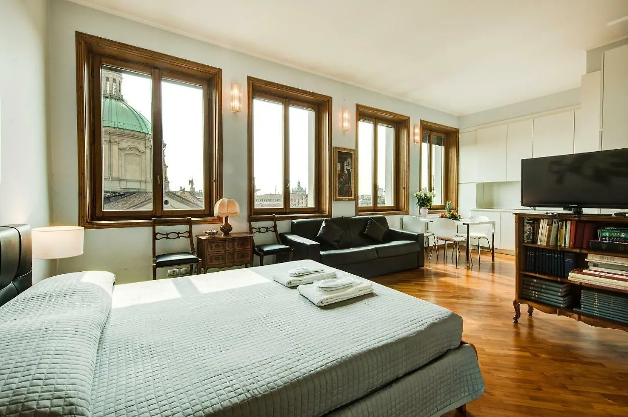 Bnbutler - Duomo Apartment - Galleria Unione contacts