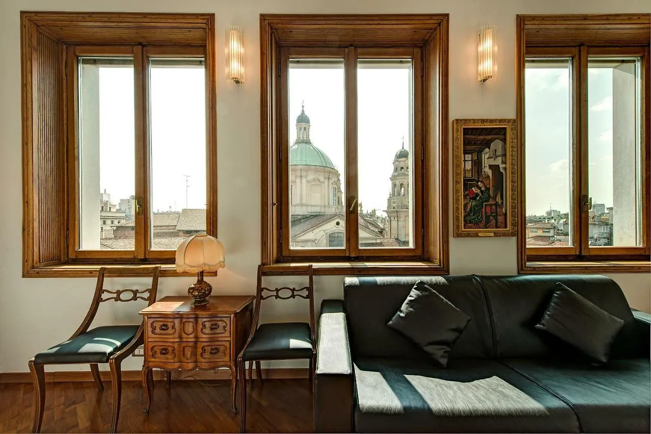 Bnbutler - Duomo Apartment - Galleria Unione Milan 0*,